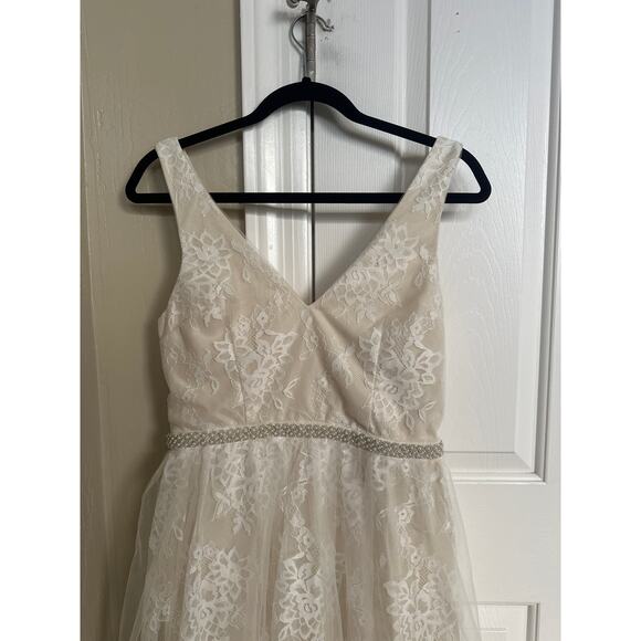 NWT‎ Lulus Sweet Love Ivory Lace Beaded Maxi Dress Medium - Picture 5 of 10